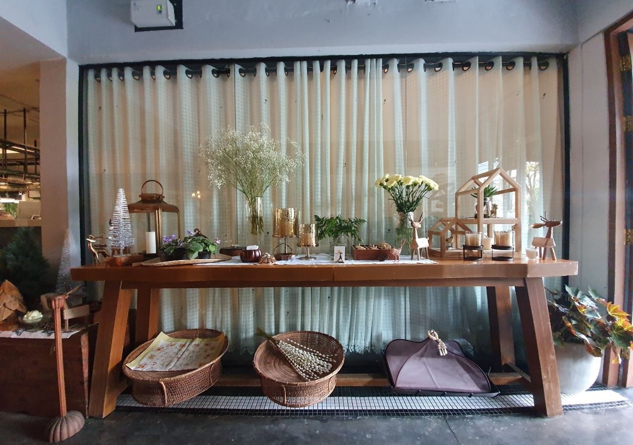 restaurants-wanlamun-rim-nam-restaurant