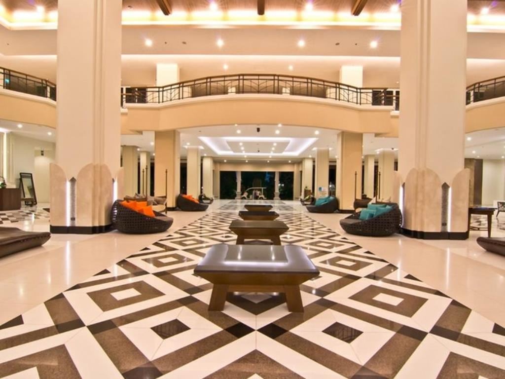 general-main-building