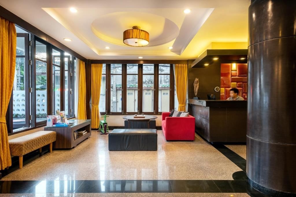 general-main-building