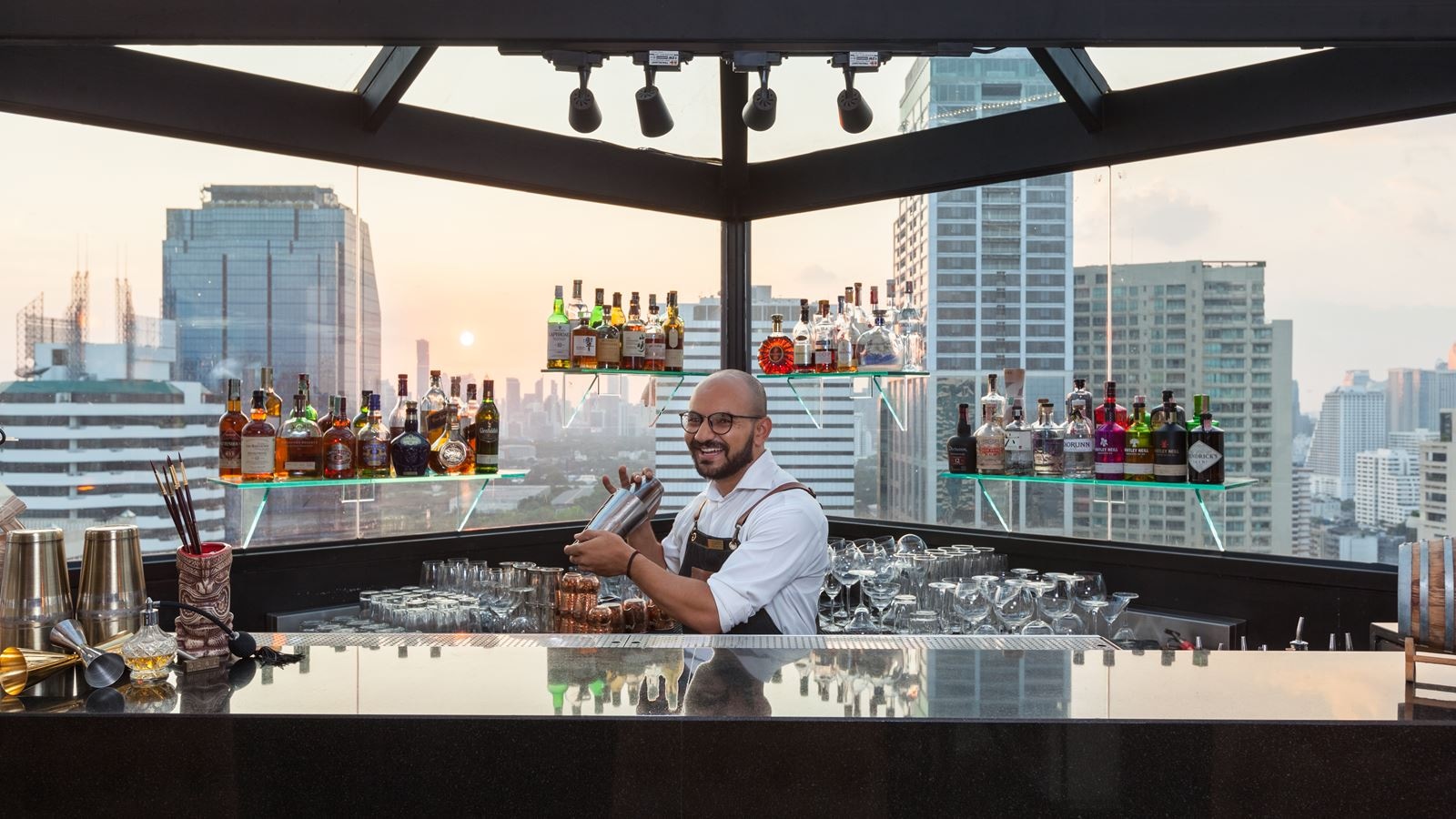 bars-1826-mixology--rooftop-bar