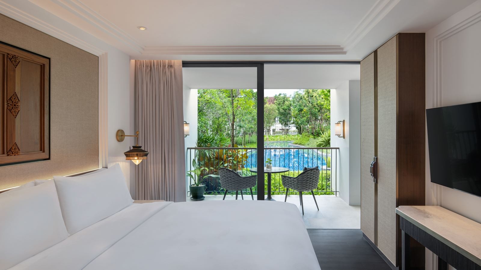 rooms-two-bedroom-suite-pool-access