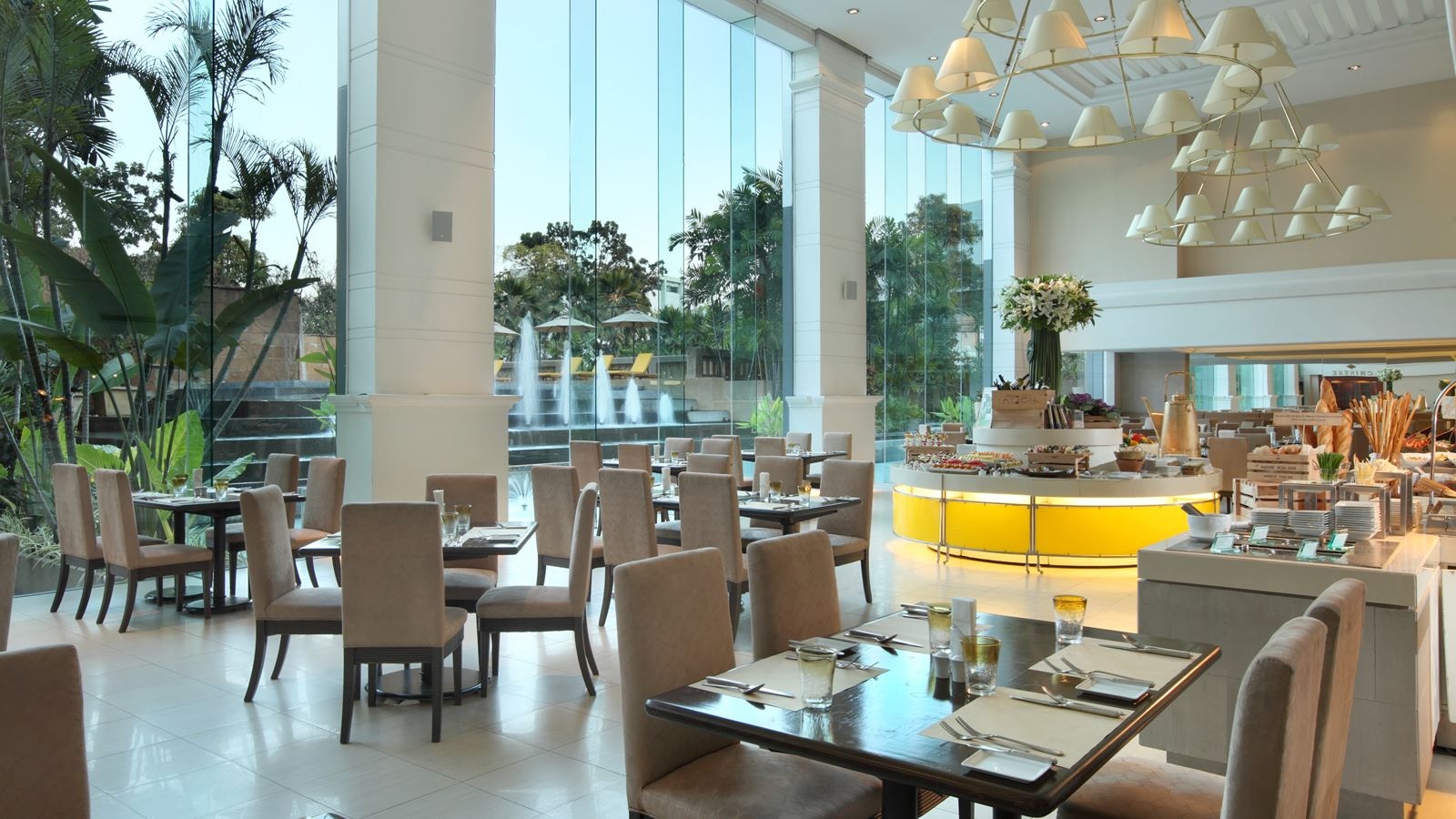 restaurants-square-one