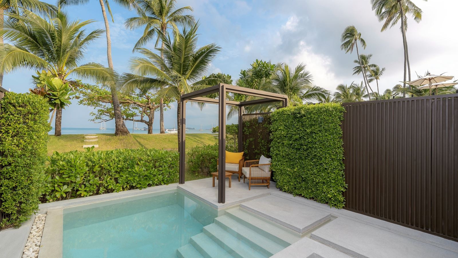 rooms-beachfront-pool-villa