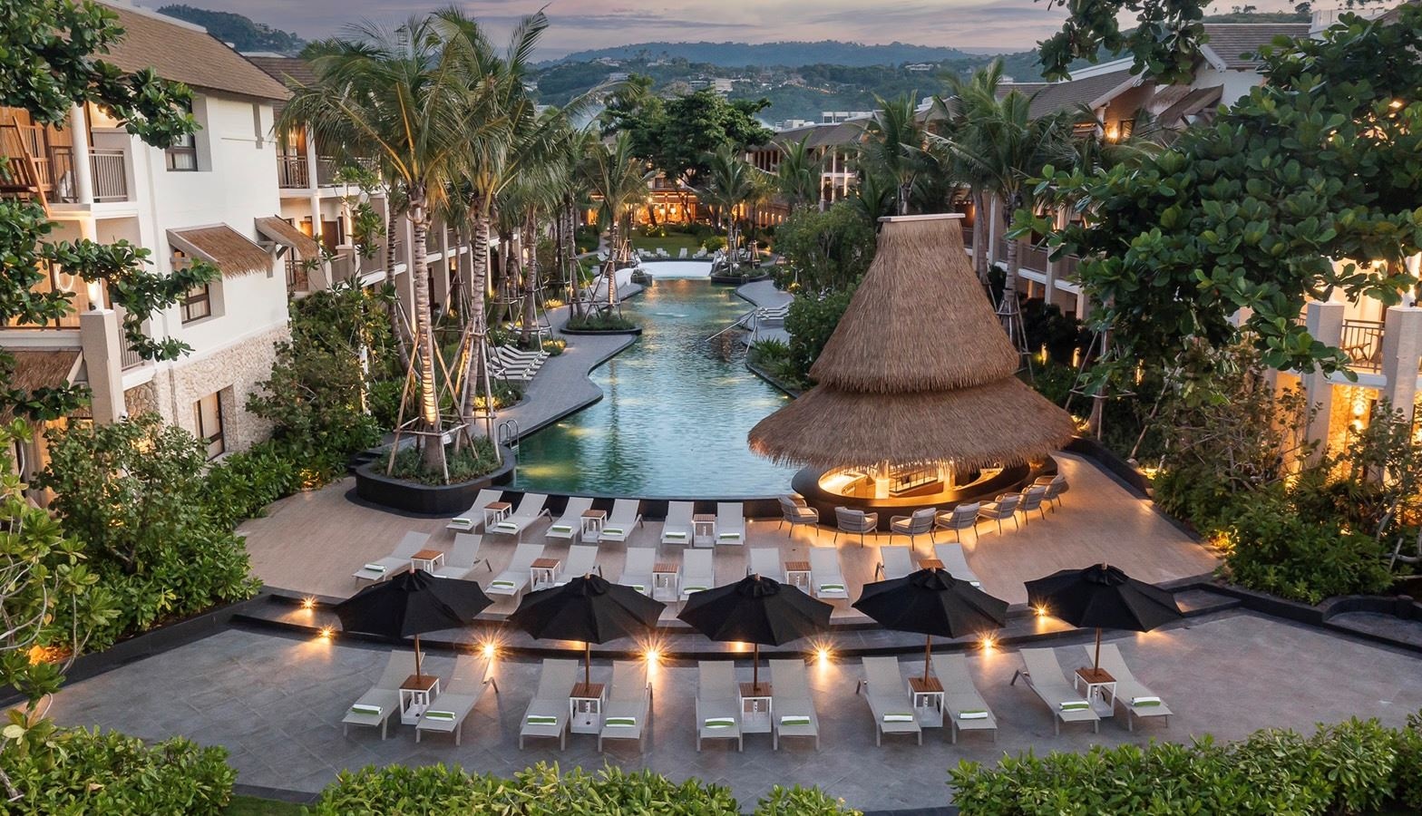 restaurants-the--lazy-coconut-pool-bar