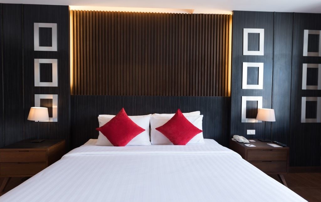 rooms-deluxe-city-view