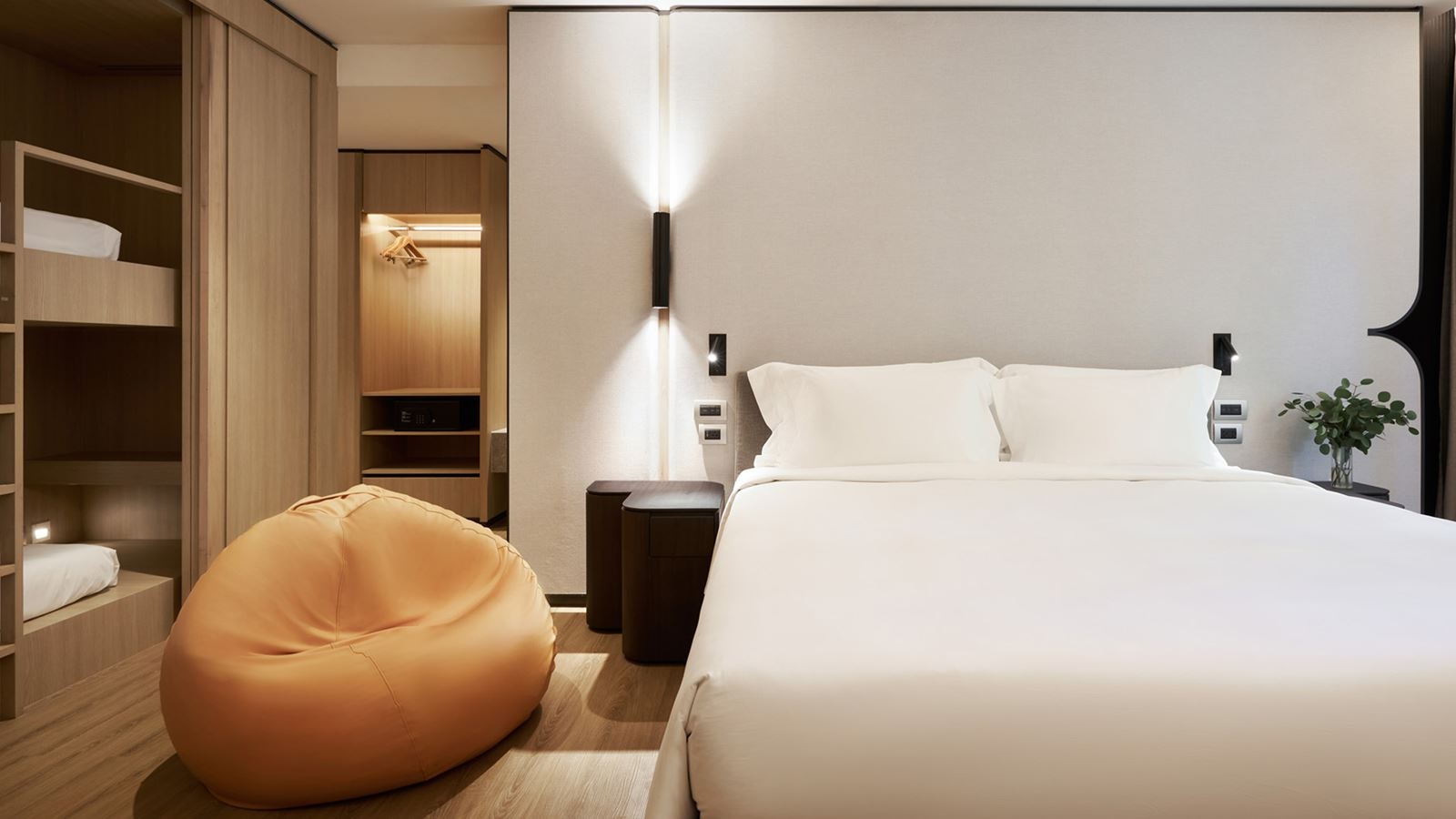 rooms-family-terrace