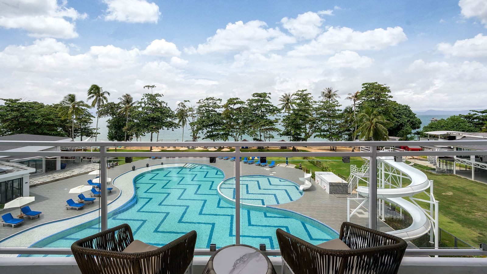 rooms-royal-suite-1-bed-room-+sofa