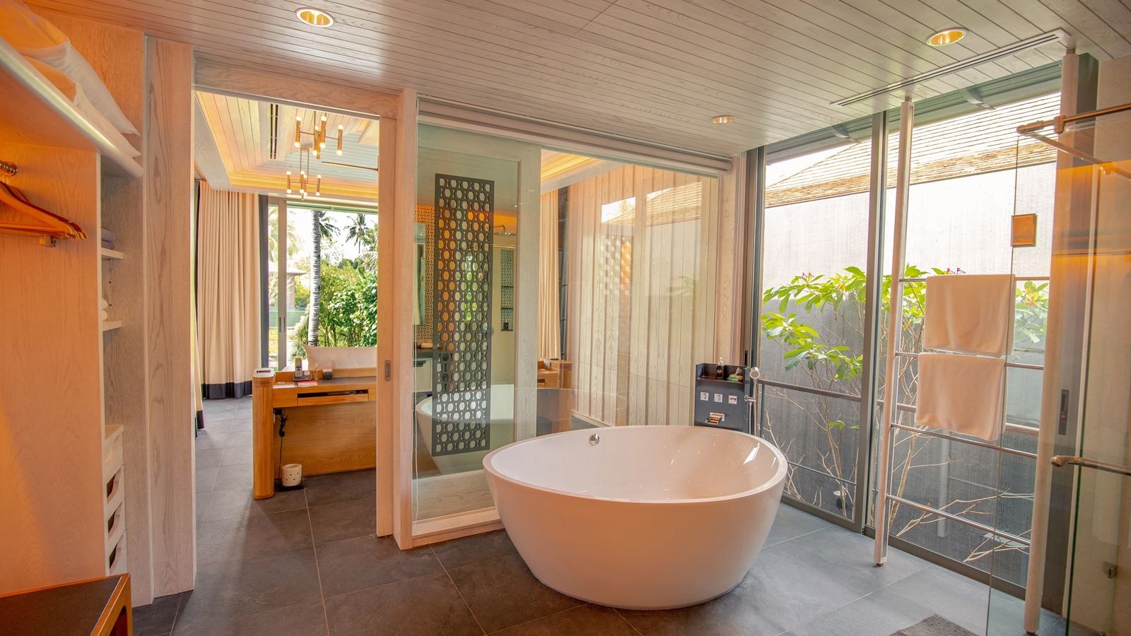 rooms-one-bedroom-luxury-pool-villa