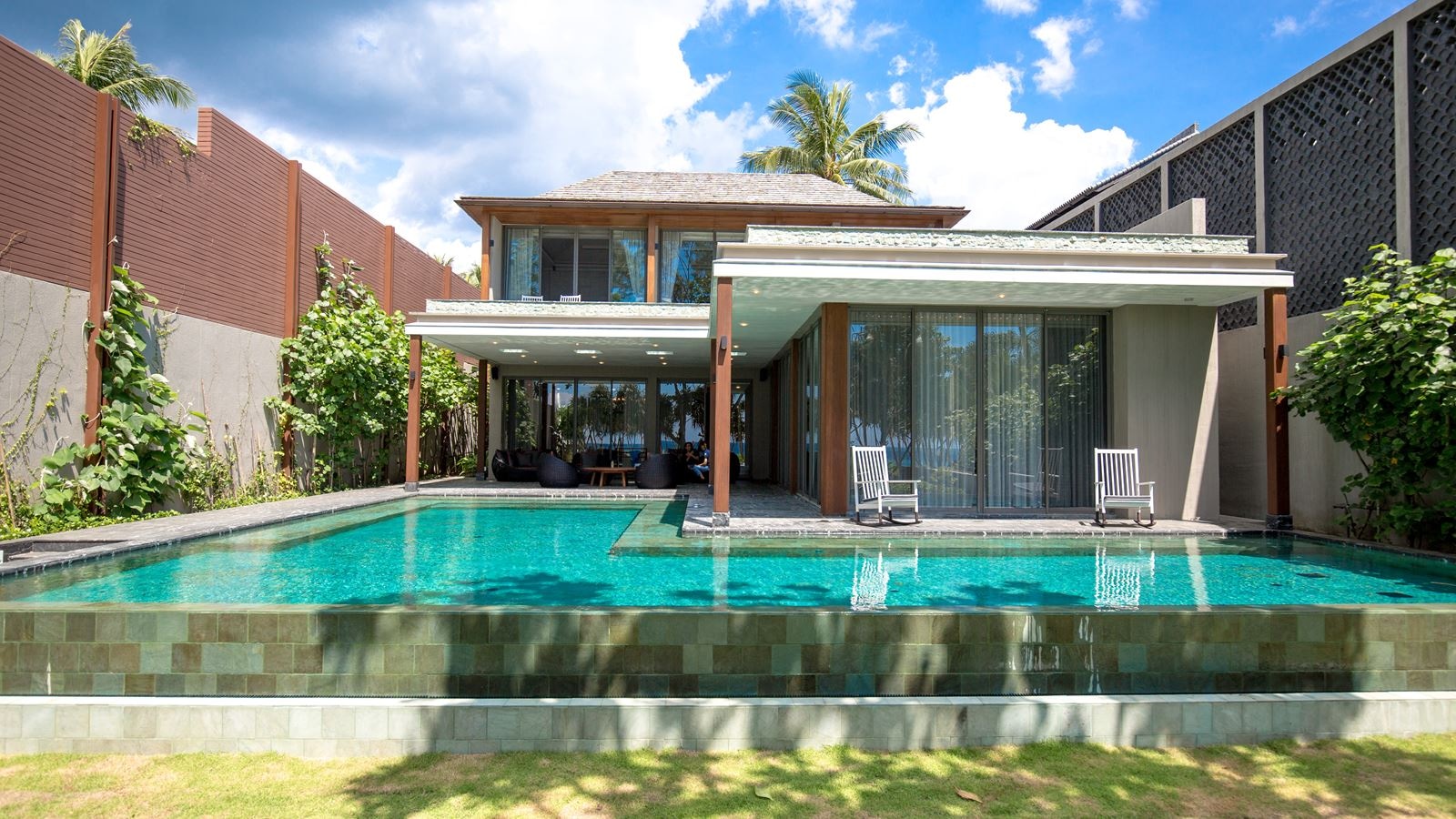 rooms-five-bedroom-beach-front--pool-villa