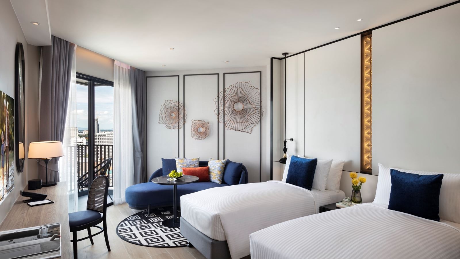 rooms-deluxe-room-with-seaview