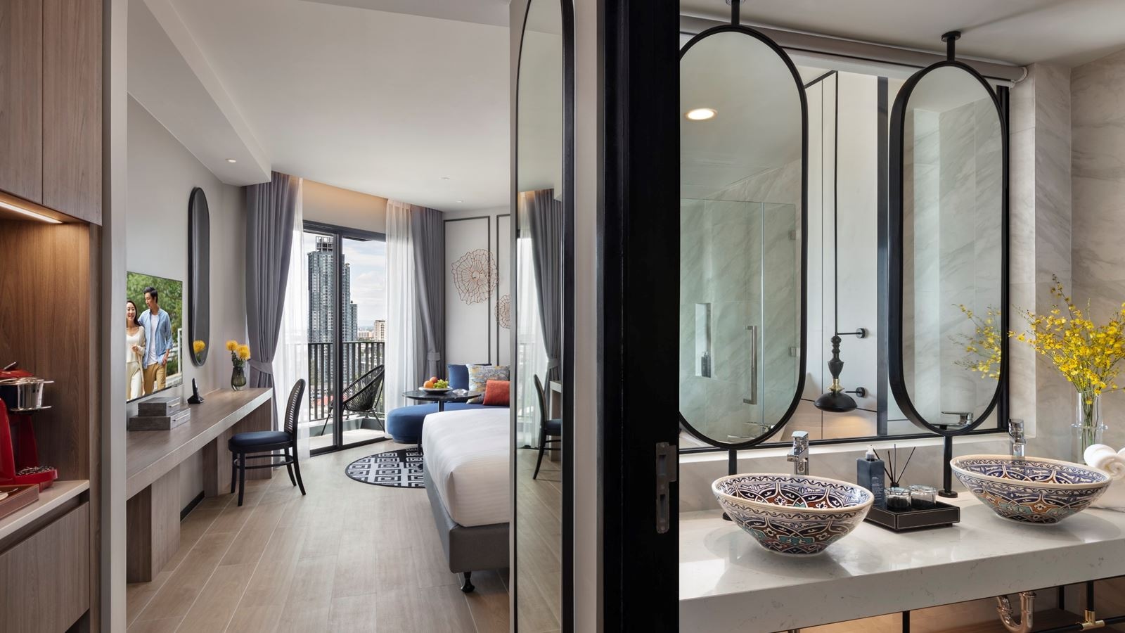 rooms-deluxe-room-with-seaview