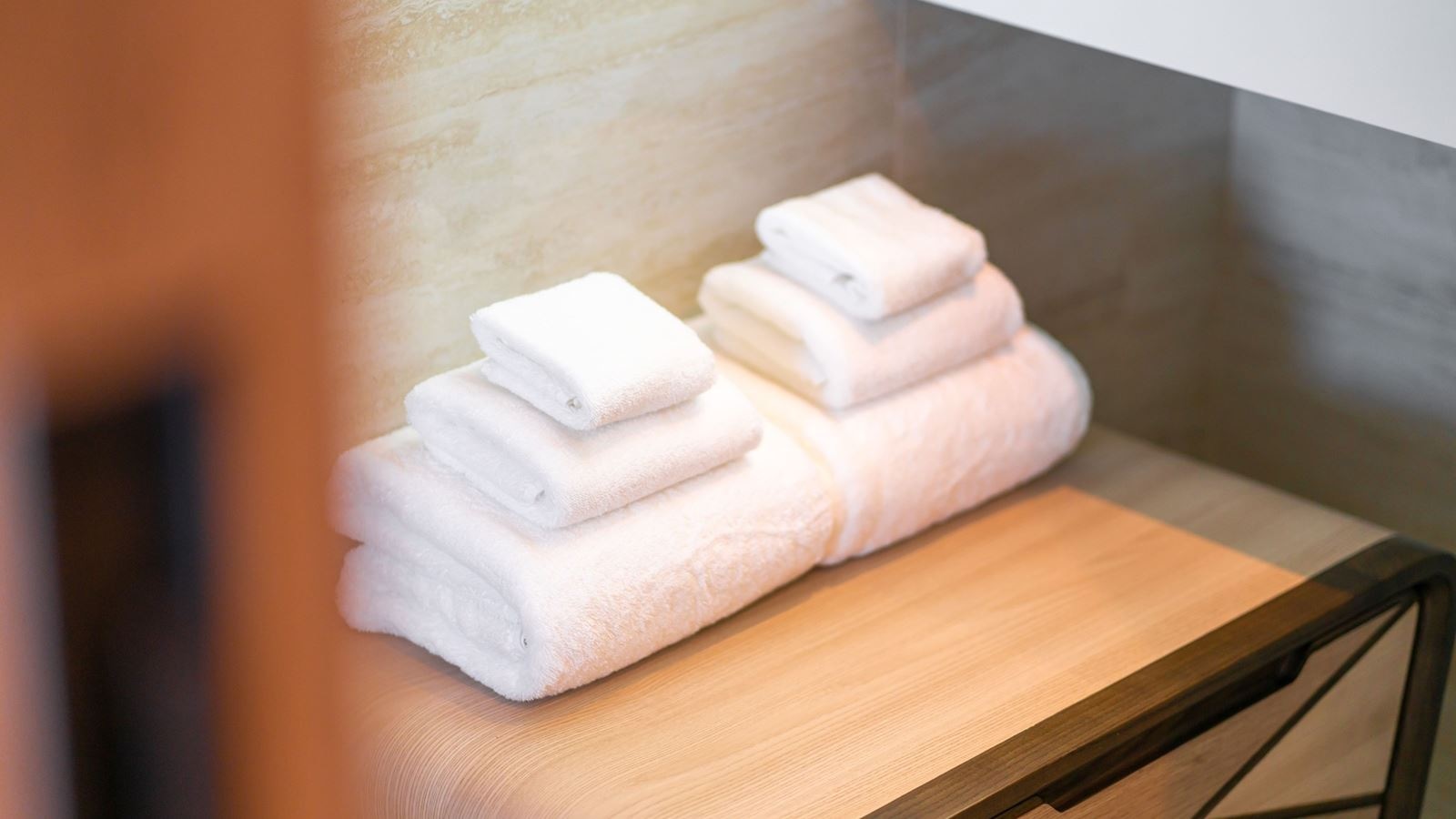 rooms-premier-king-bed-room