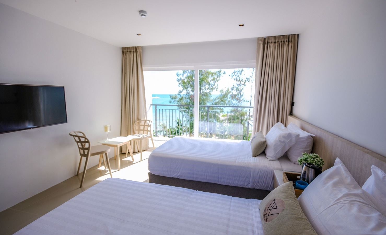 rooms-superior-twin-seaview