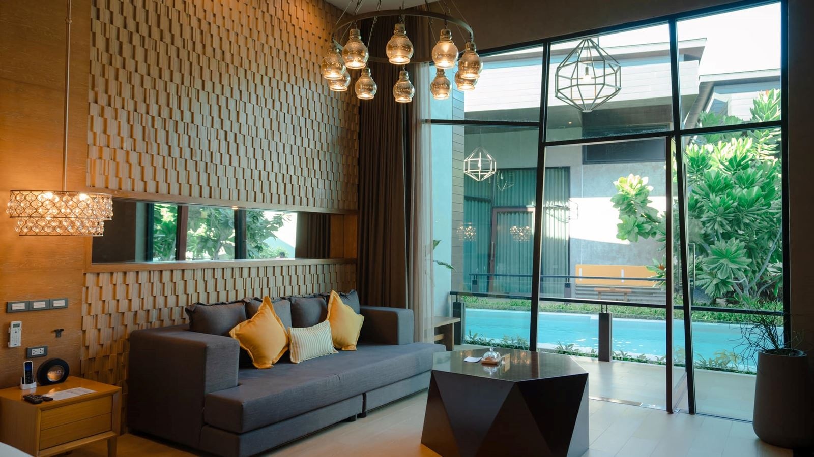 rooms-deluxe-pool-villas-with-pool-access