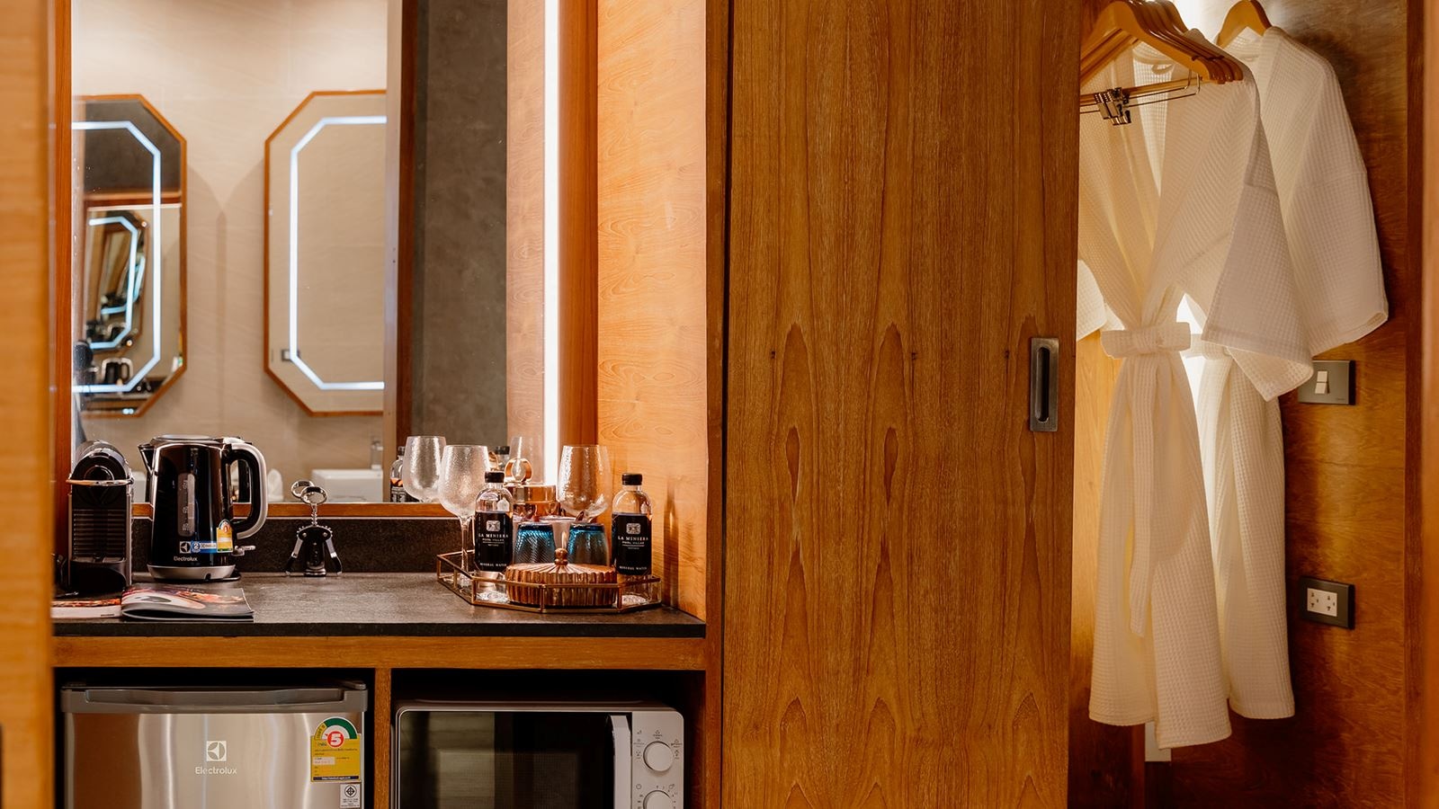 rooms-deluxe-pool-villas-with-pool-access