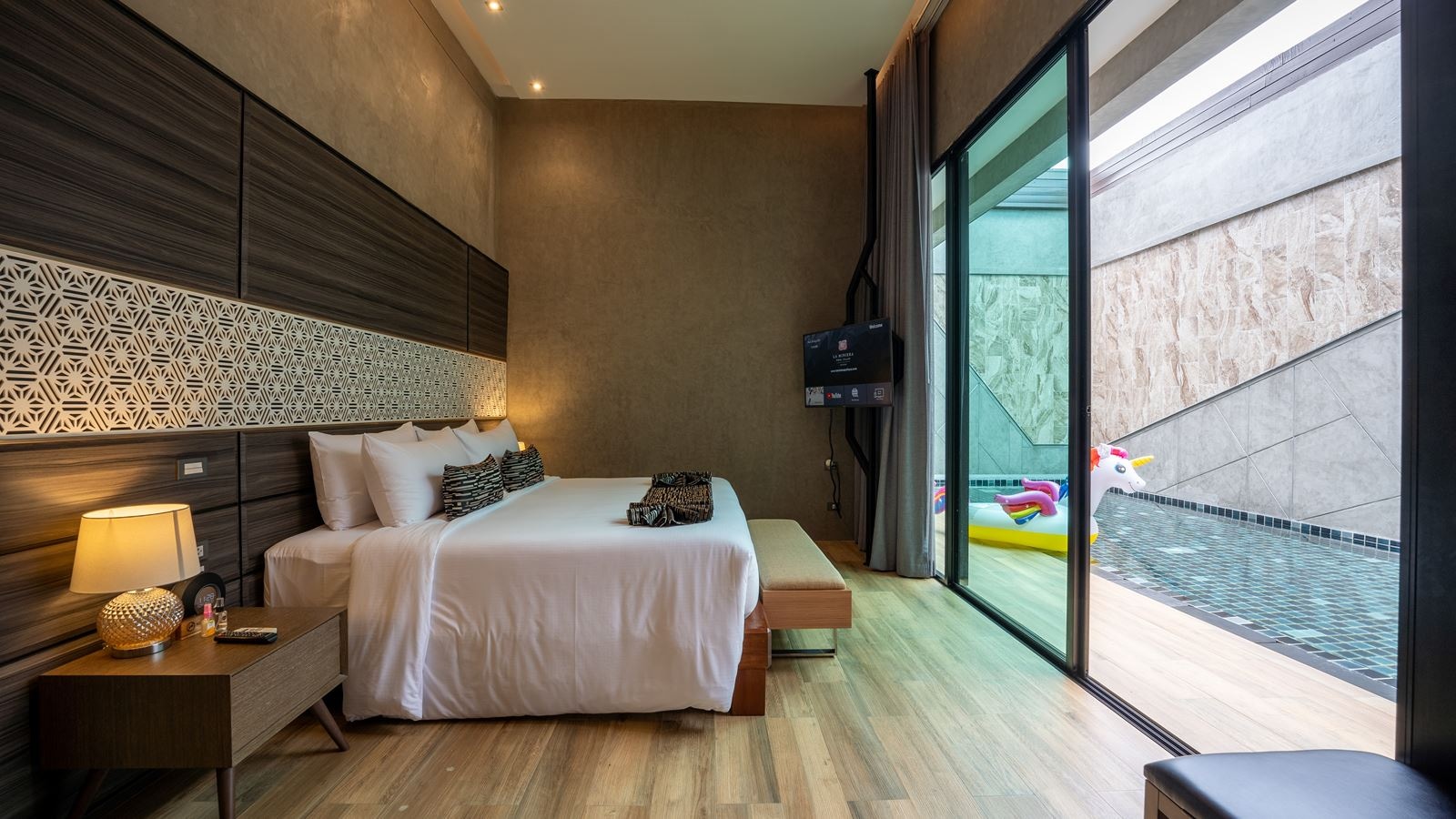 rooms-2-bedrooms-pool-villa-suite