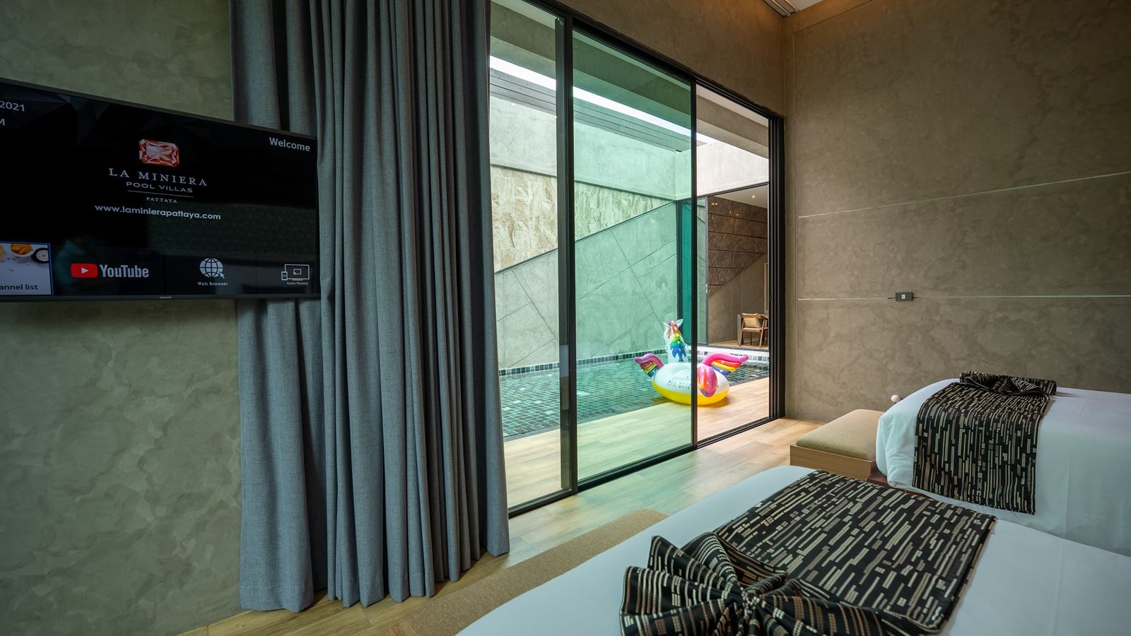 rooms-2-bedrooms-pool-villa-suite