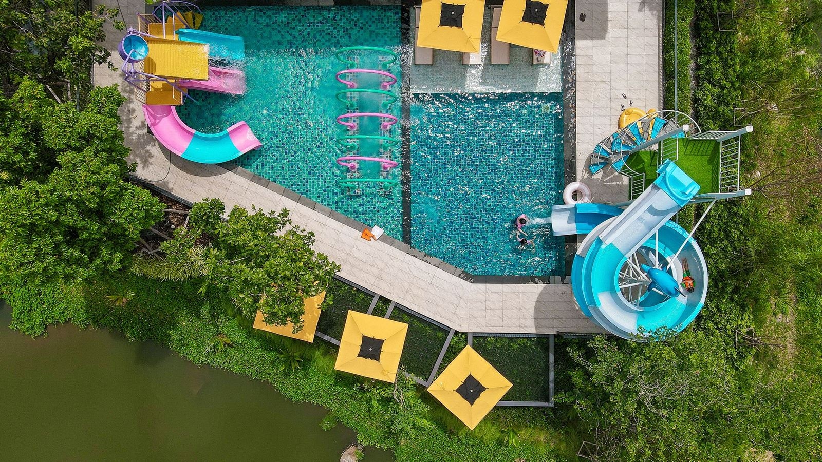 pools-outdoor-childrens-pool