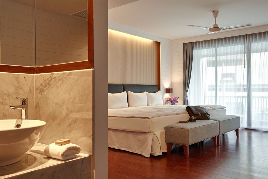 rooms-mini-suite-garden-balcony