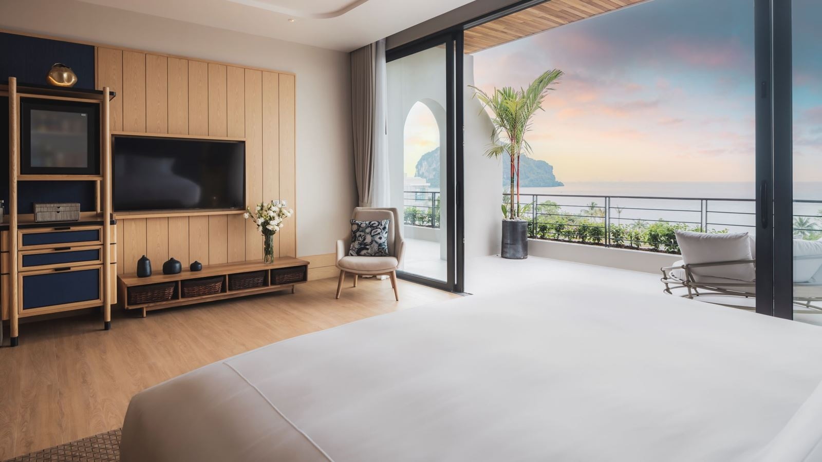 rooms-family-suite-sea-view-suite
