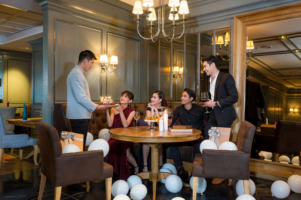 restaurants-rossini-and-cigar-lounge--the-godfathers-favorite