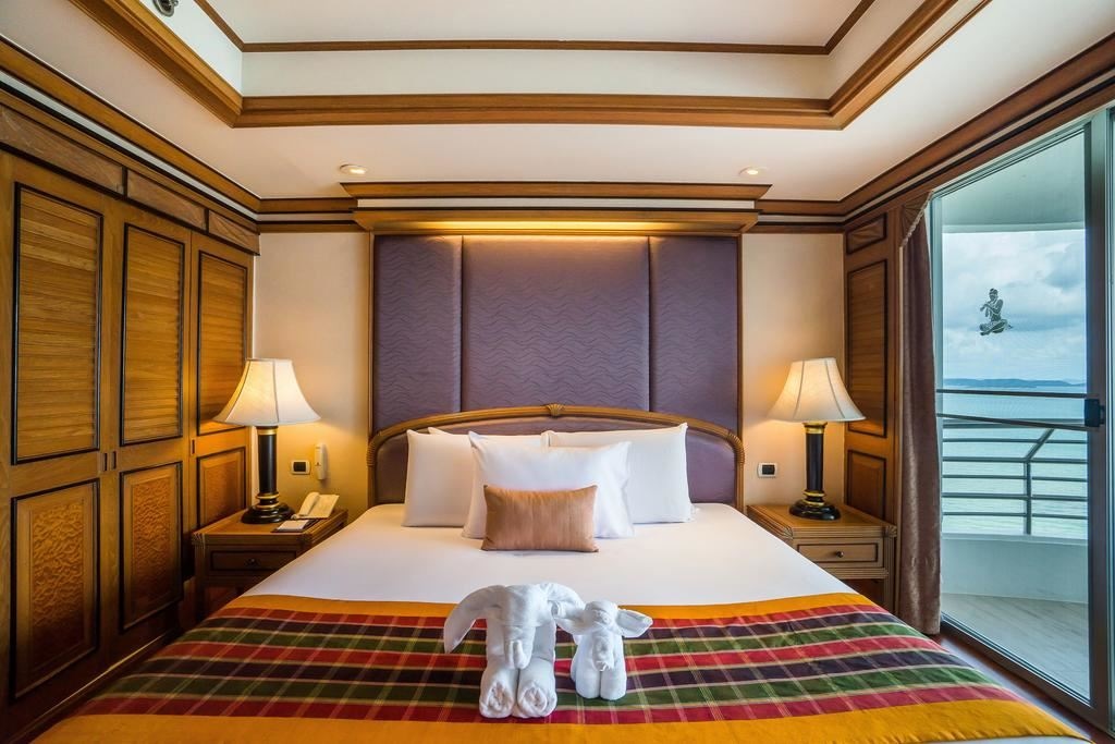 rooms-regency-suite-one-bedroom