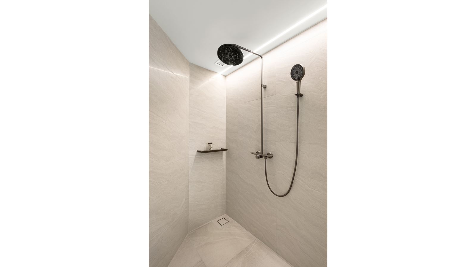 rooms-grand-junior-suite