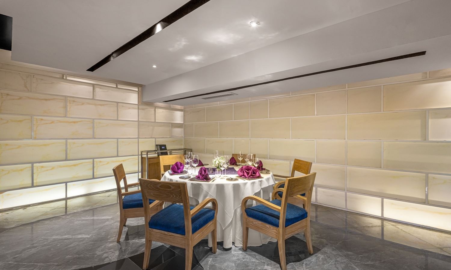 restaurants-caprice--european-cuisine