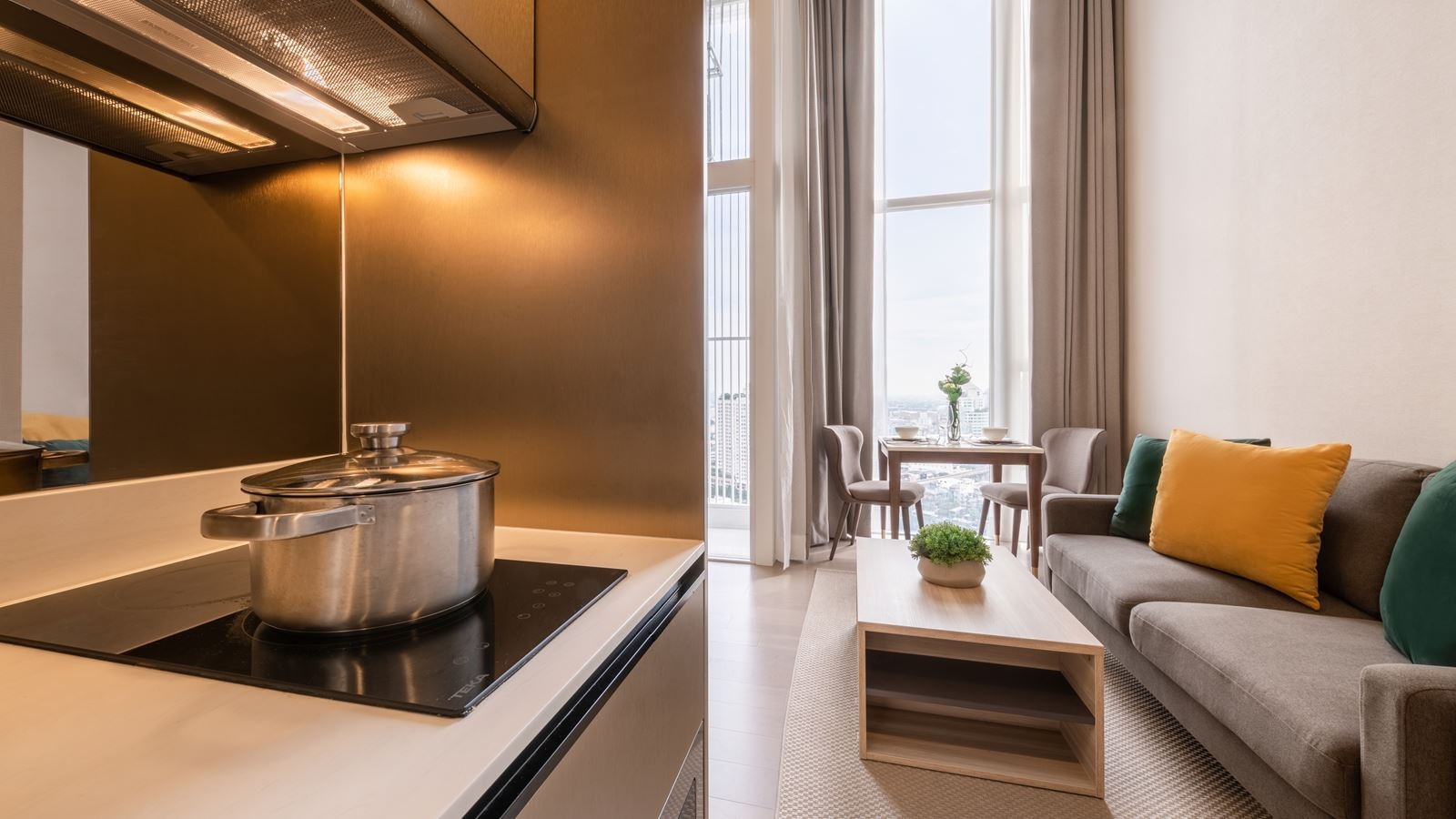 rooms-one-bedroom-duplex-suite-king