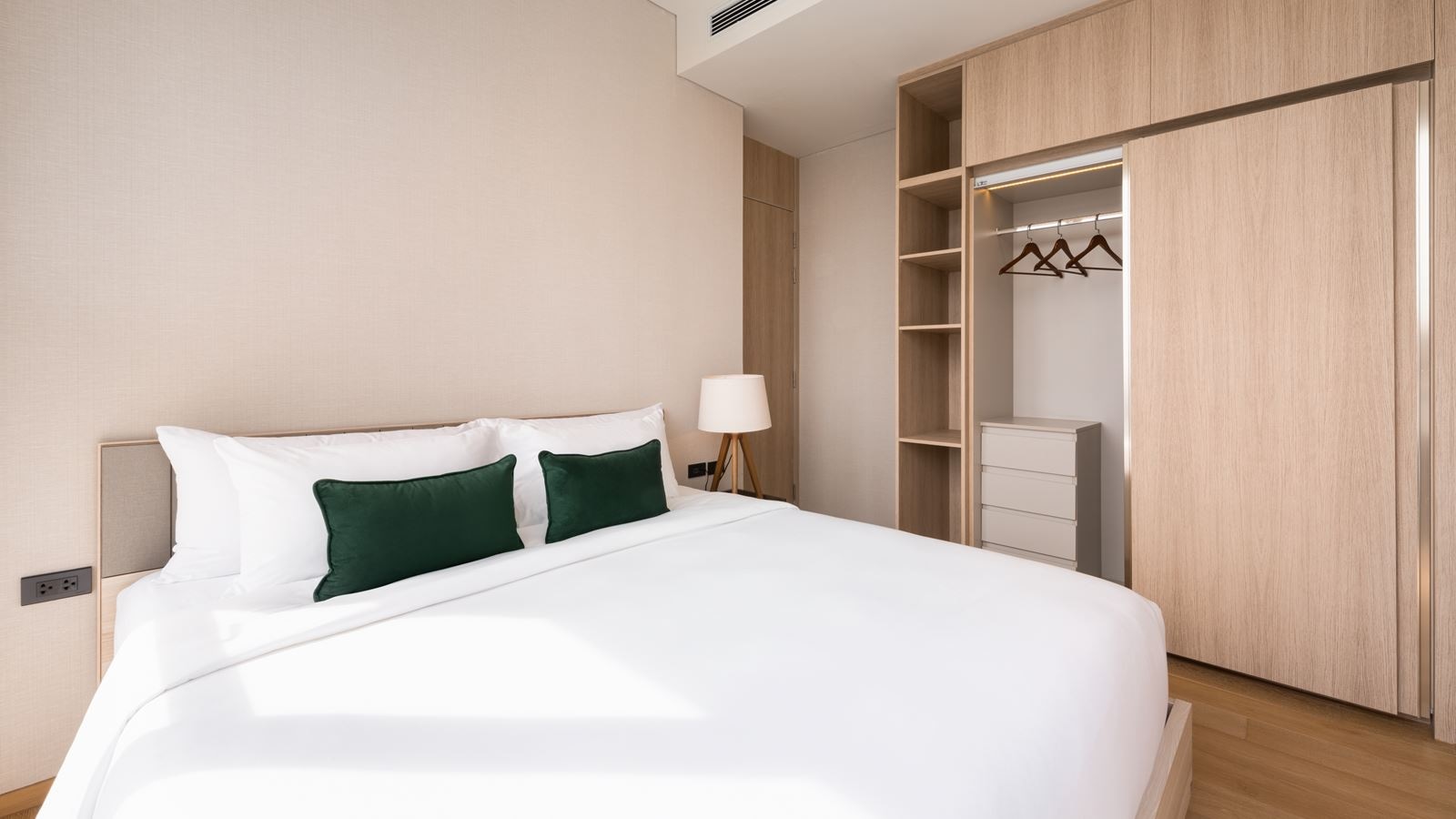 rooms-two-bedroom-suite