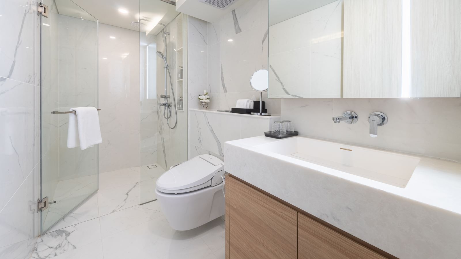 rooms-one-bedroom-duplex-suite-queen