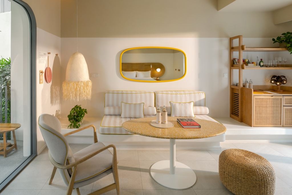 rooms-plush-pool-villa