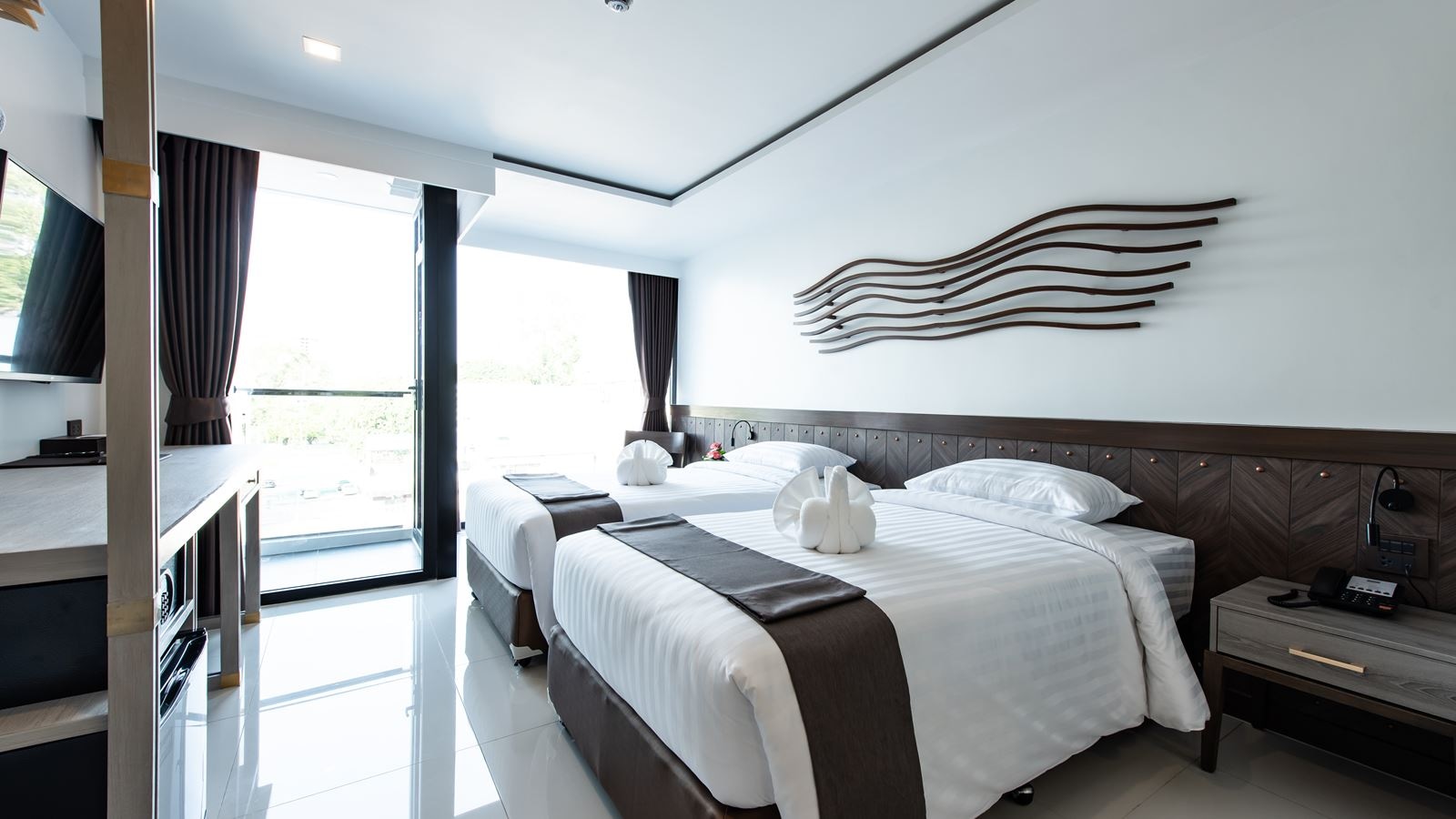 rooms-superior-city-view