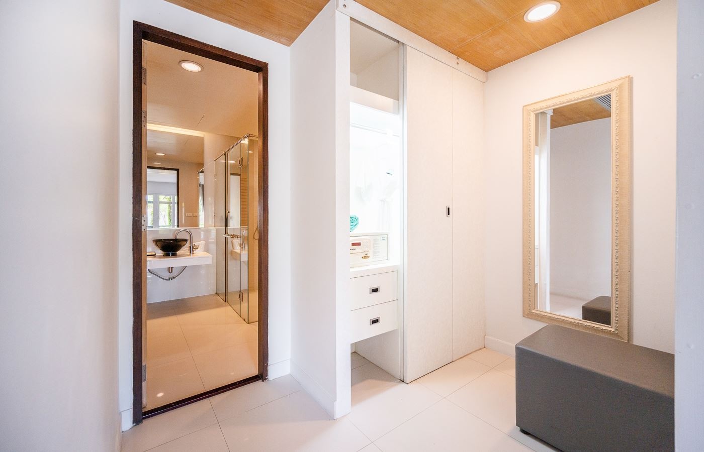 rooms-family-2-bedroom-suite