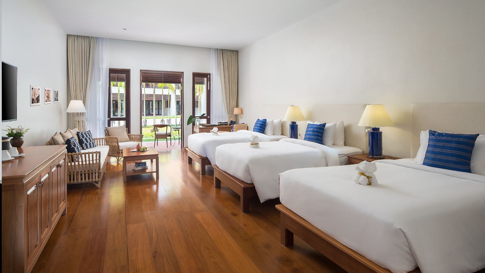 rooms-grand-deluxe-triple