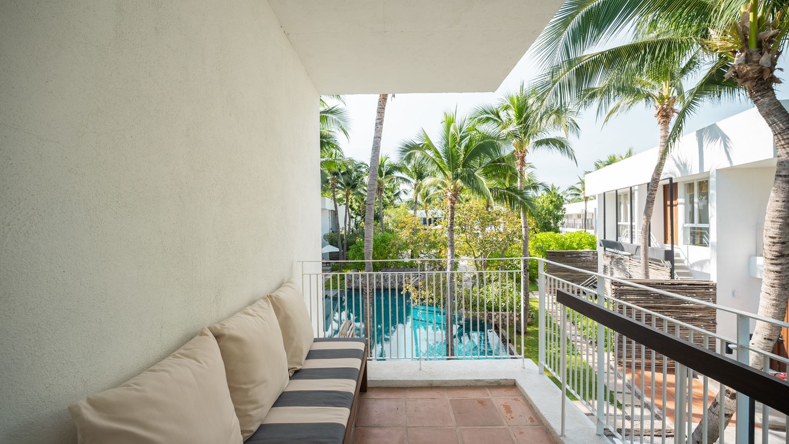 rooms-sansky-urban-room