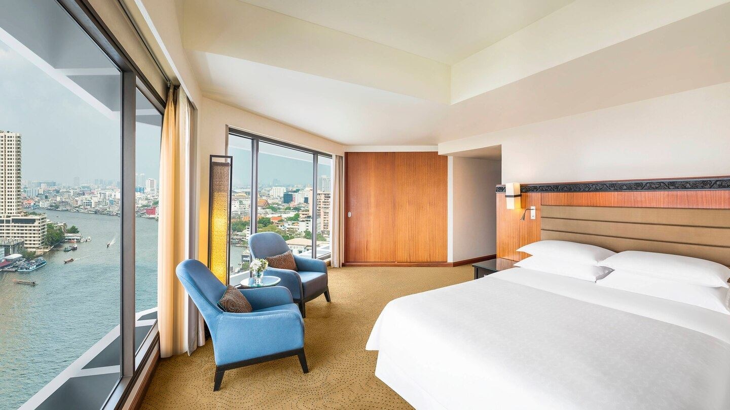 rooms-club-executive-riverview-suite