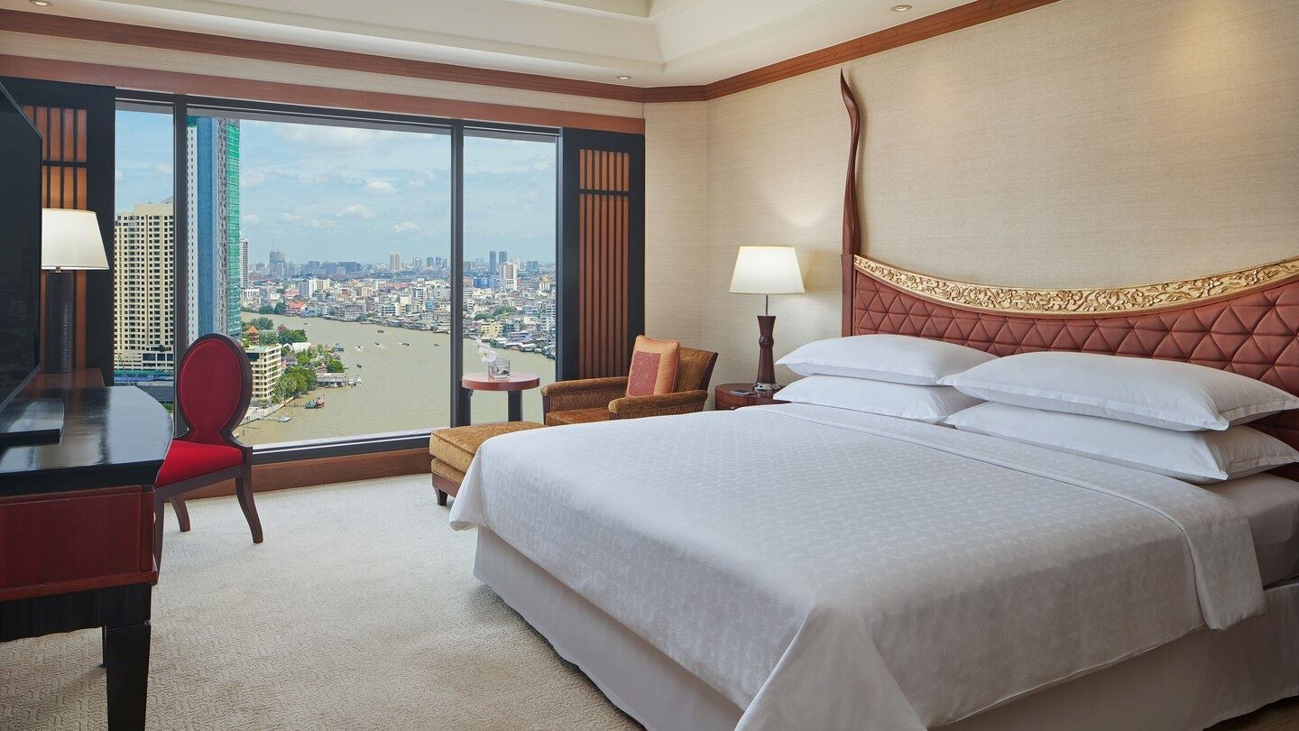 rooms-club-executive-riverview-suite