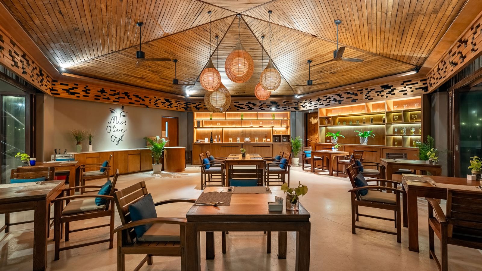 restaurants-breakfast-buffet