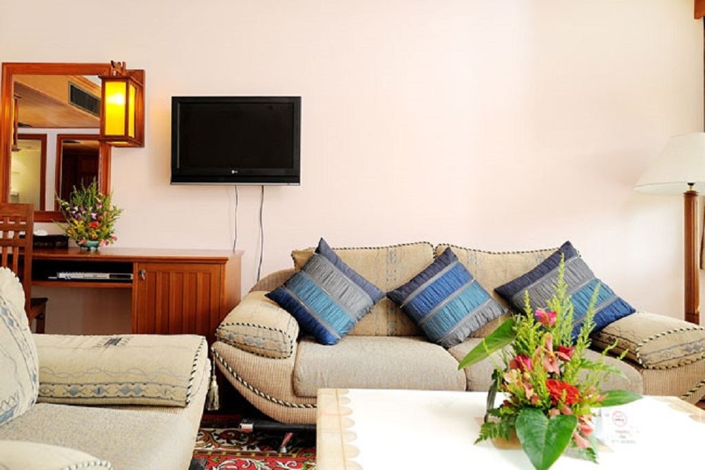 rooms-junior-suite-room