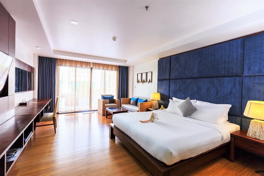 rooms-deluxe-pool-access