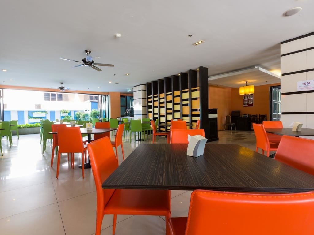 restaurants-voila-bar--restaurant