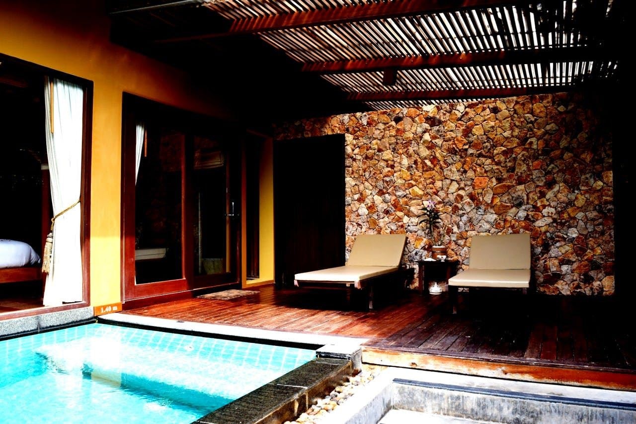 rooms-pool-villa