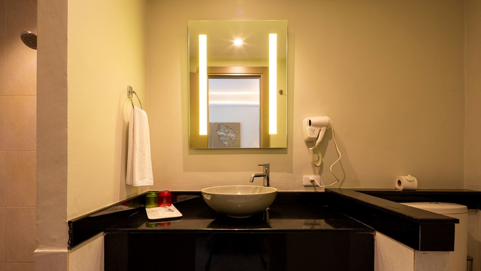 rooms-family-deluxe-room