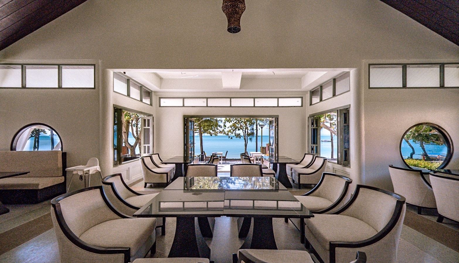 restaurants-white-elephant