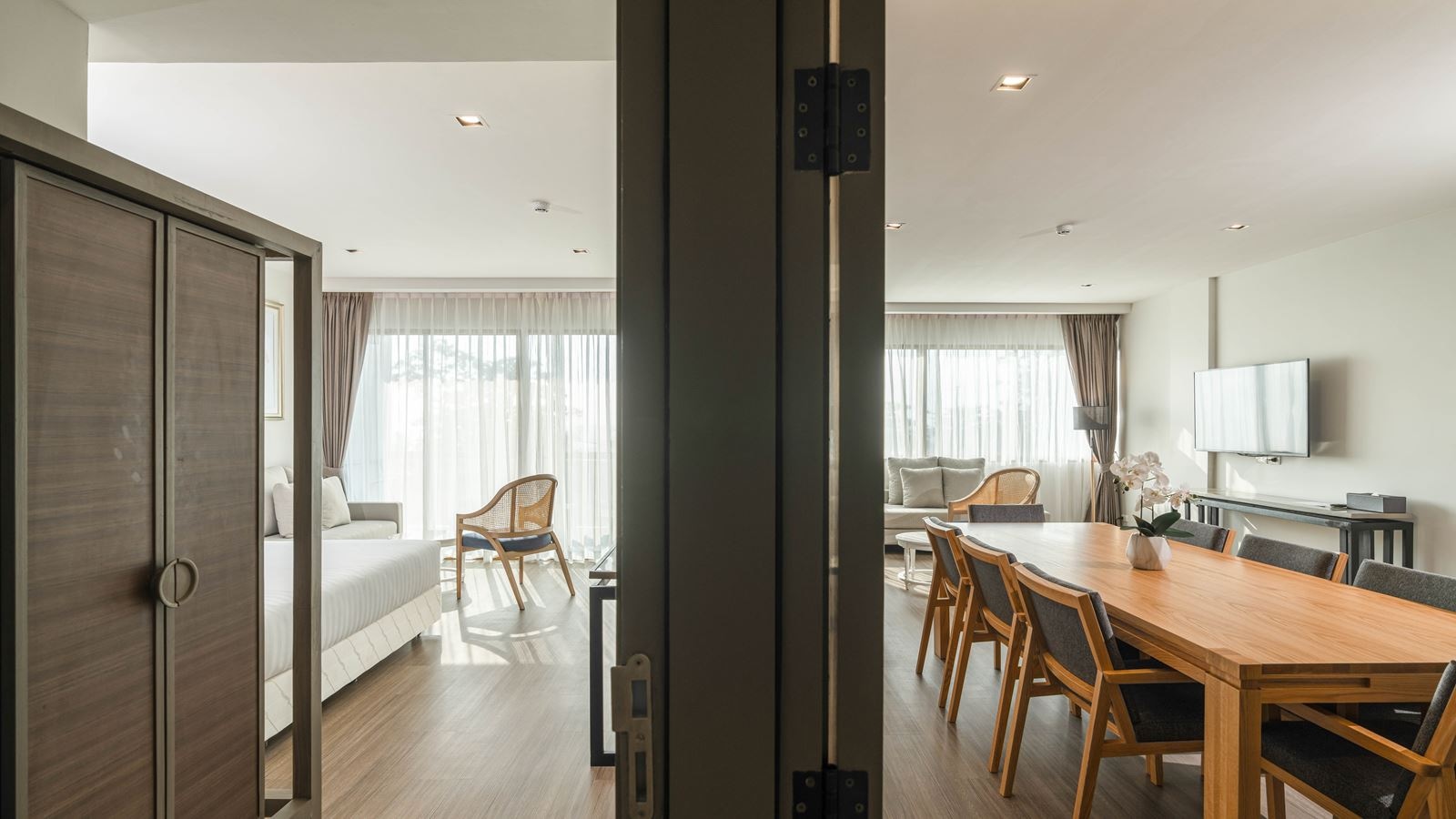 rooms-grand-suite-room