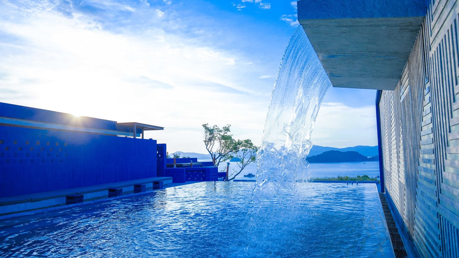 rooms-1br-luxury-residential-pool-villa