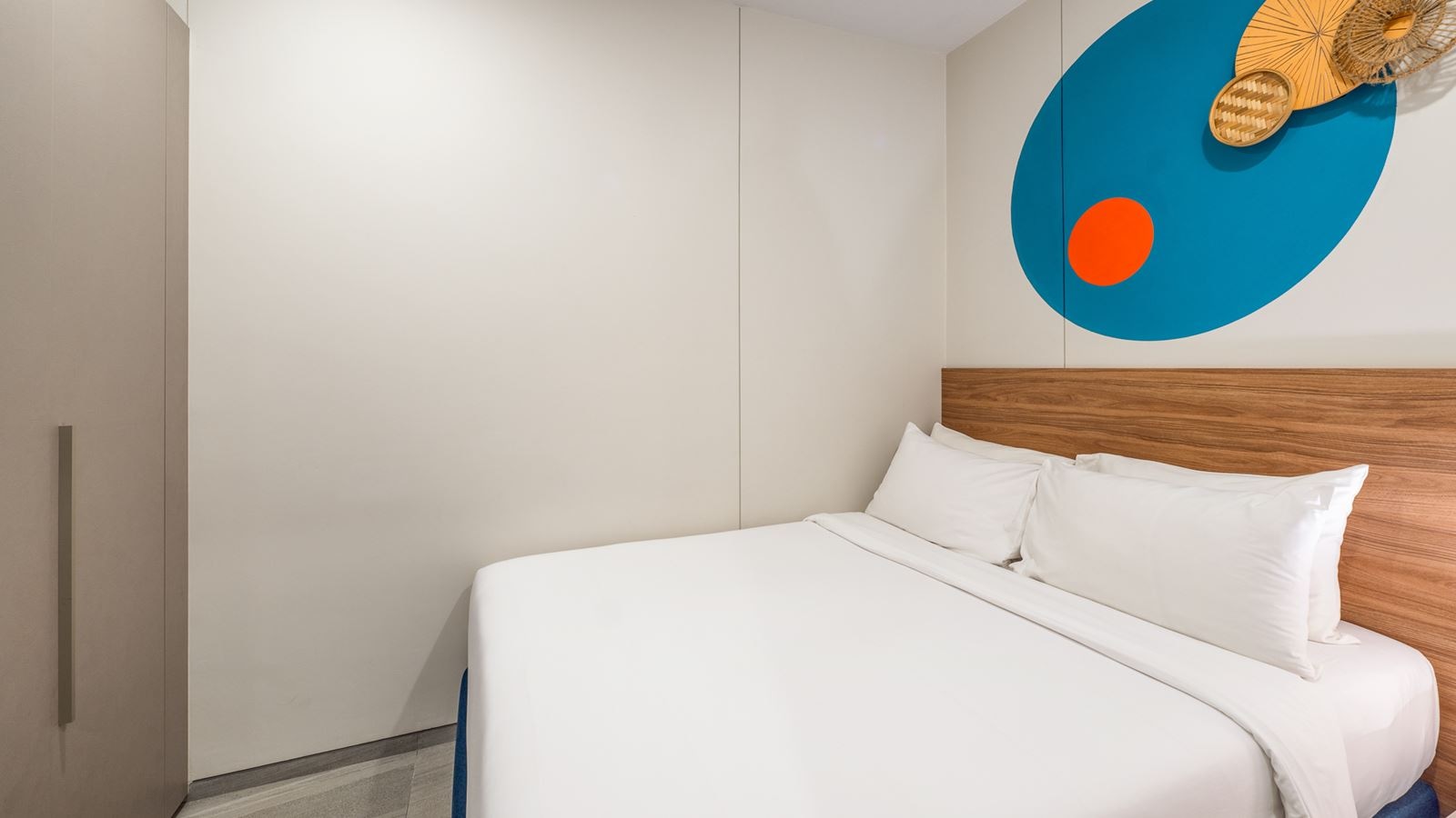 rooms-two-bedroom-family