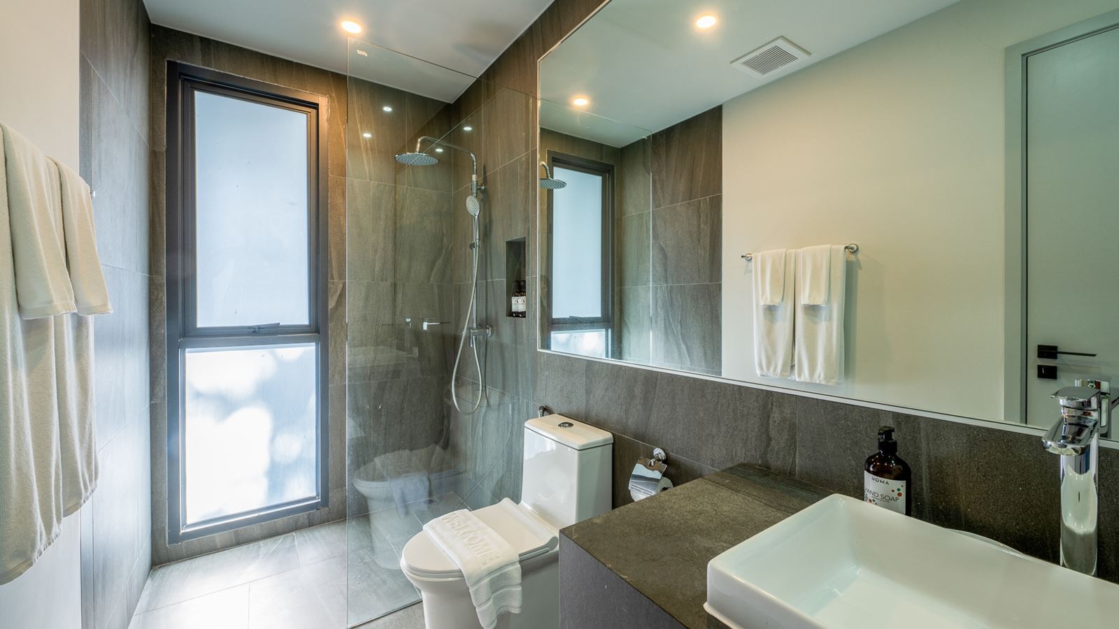 rooms-two-bedroom-family