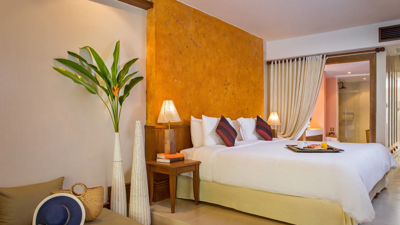 rooms-honeymoon-collection